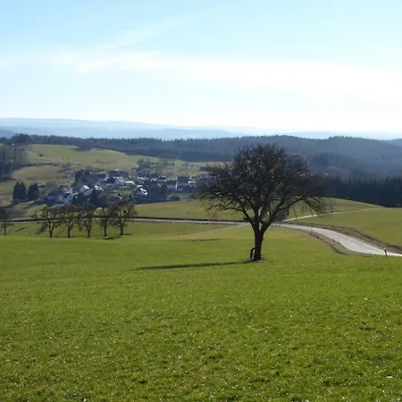 Am Rosenberg Naurath