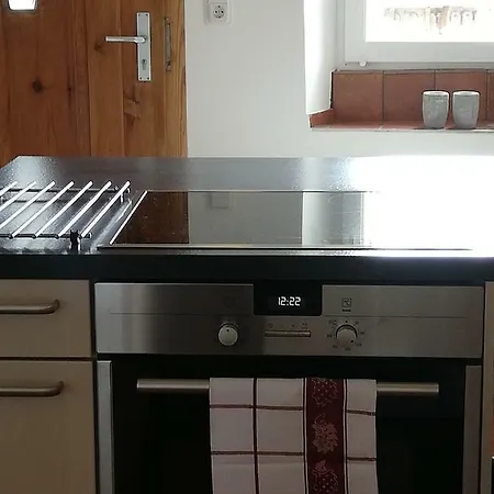 Am Rosenberg * Naurath (Eifel)